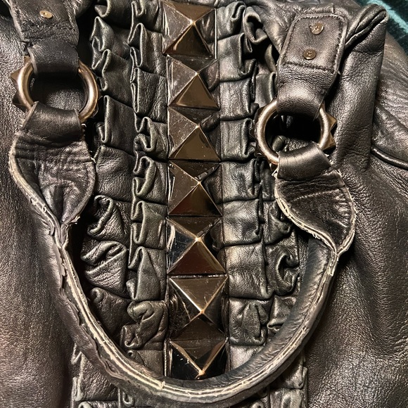 Betsey Johnson Tuxedo stud handbag - Picture 5 of 8